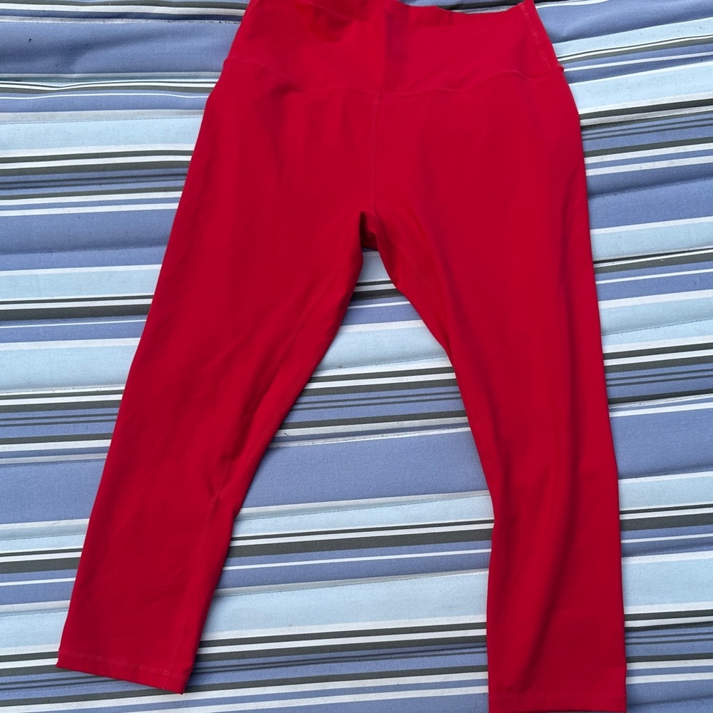 ZYIA Vibrant Red Capris